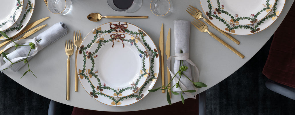 Royal Copenhagen Star Fluted Christmas Collection