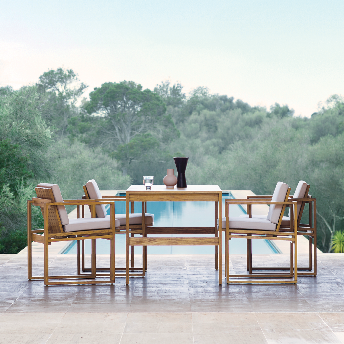 Carl Hansen & Søn Handmade Furniture of Denmark – FJØRN Scandinavian