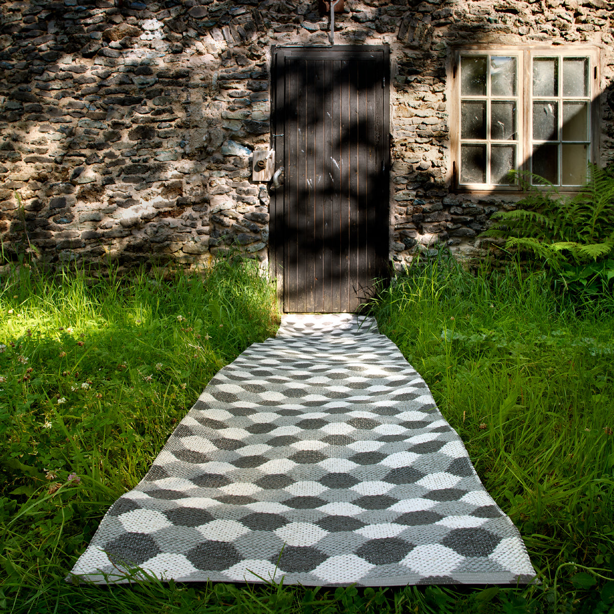 Polyester Plasticky Rug Dana Reversible Indoor / Outdoor Swedish Woven Plastic Rug - Seven ...