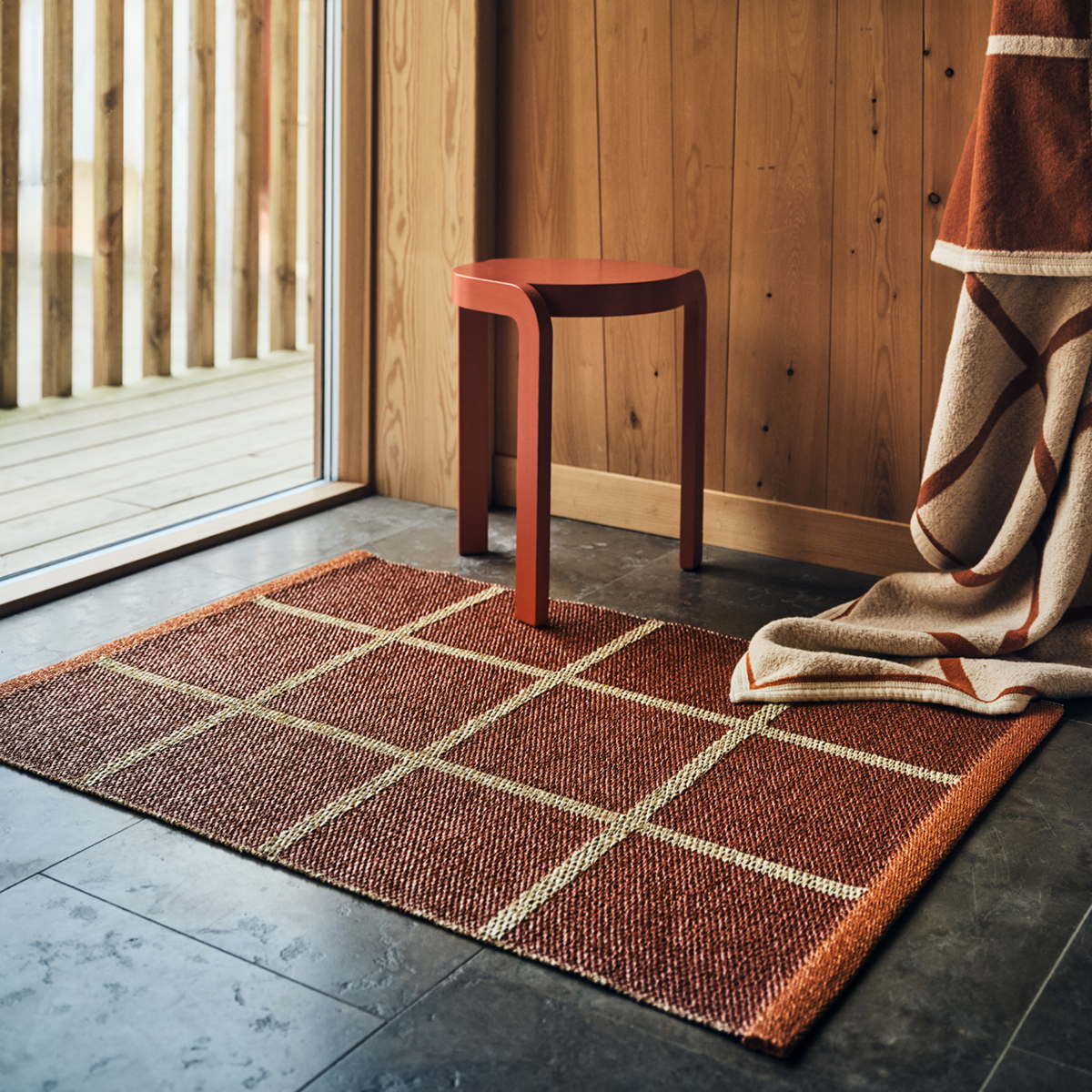 Criss Reversible Indoor / Outdoor Swedish Woven Plastic Rug - 5 Sizes ...