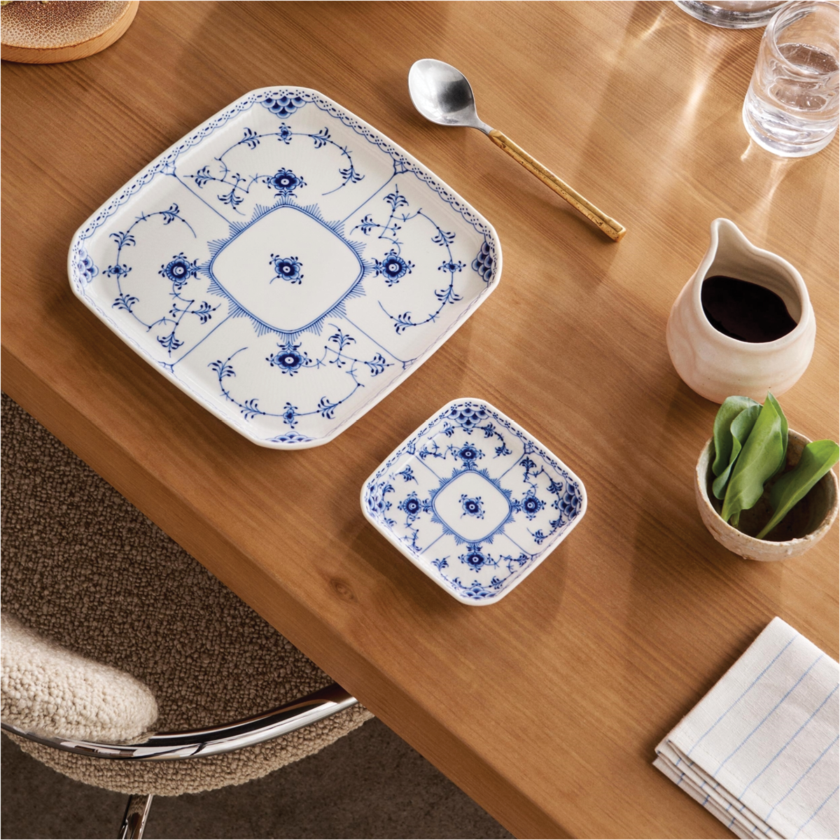 Blue Fluted Half Lace Collection - 32 Pieces – FJØRN Scandinavian