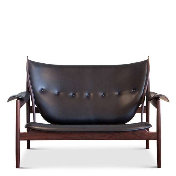 finn-juhl-chieftain-sofa- finn-juhl-chieftain-sofa-