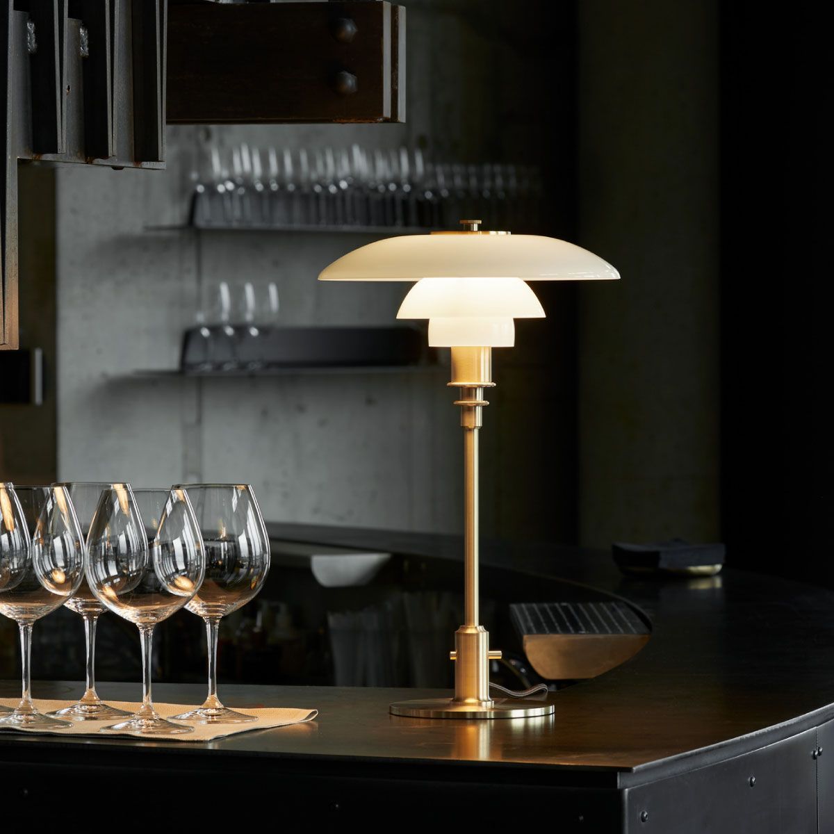 PH 3-2 Glass Table Lamp