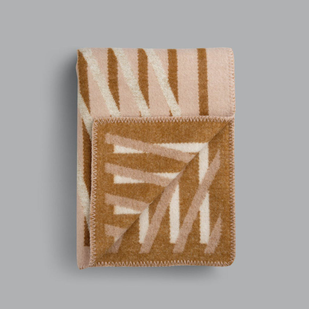 Bislett Norwegian Wool Blanket, Cappucino